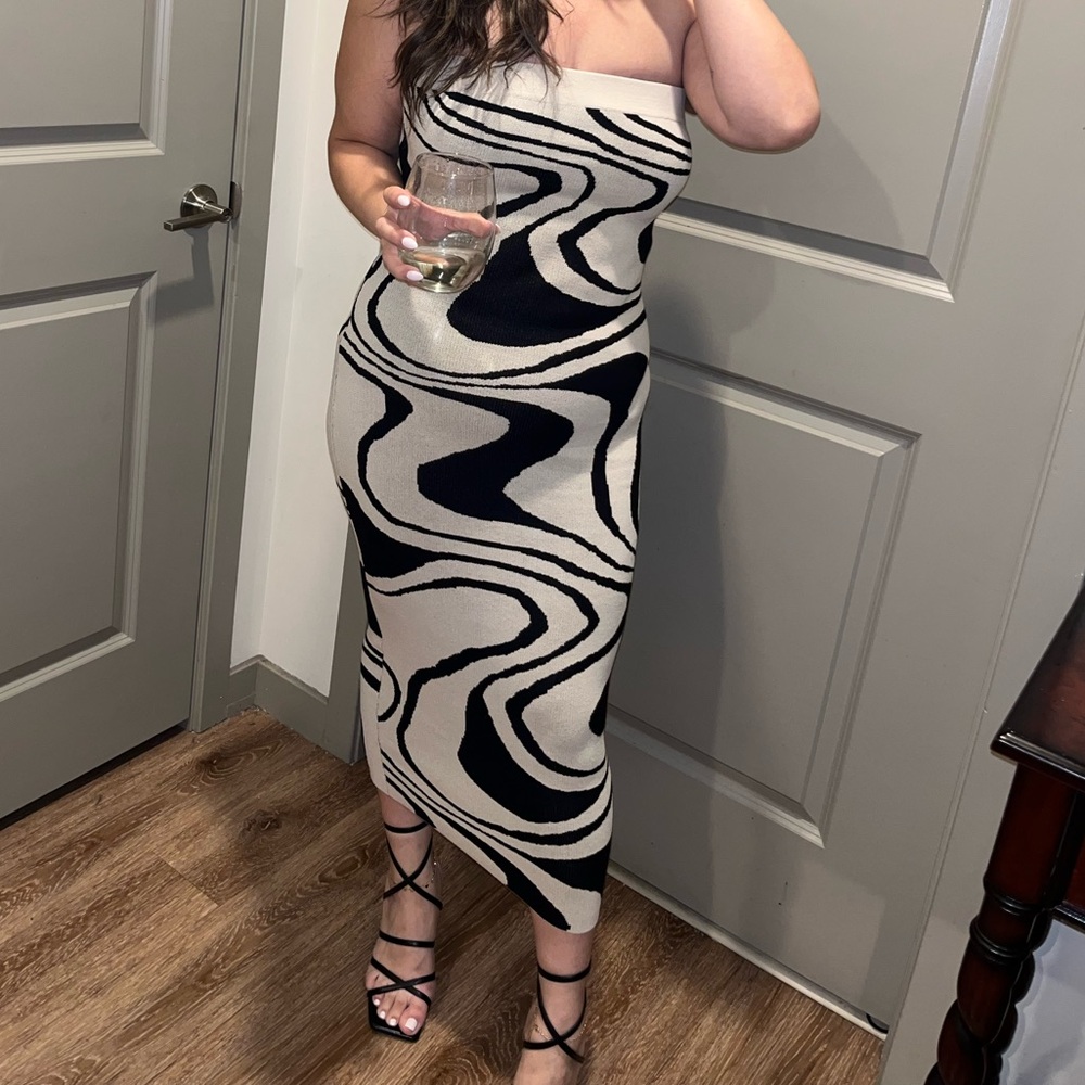 Knit Material Strapless Dress